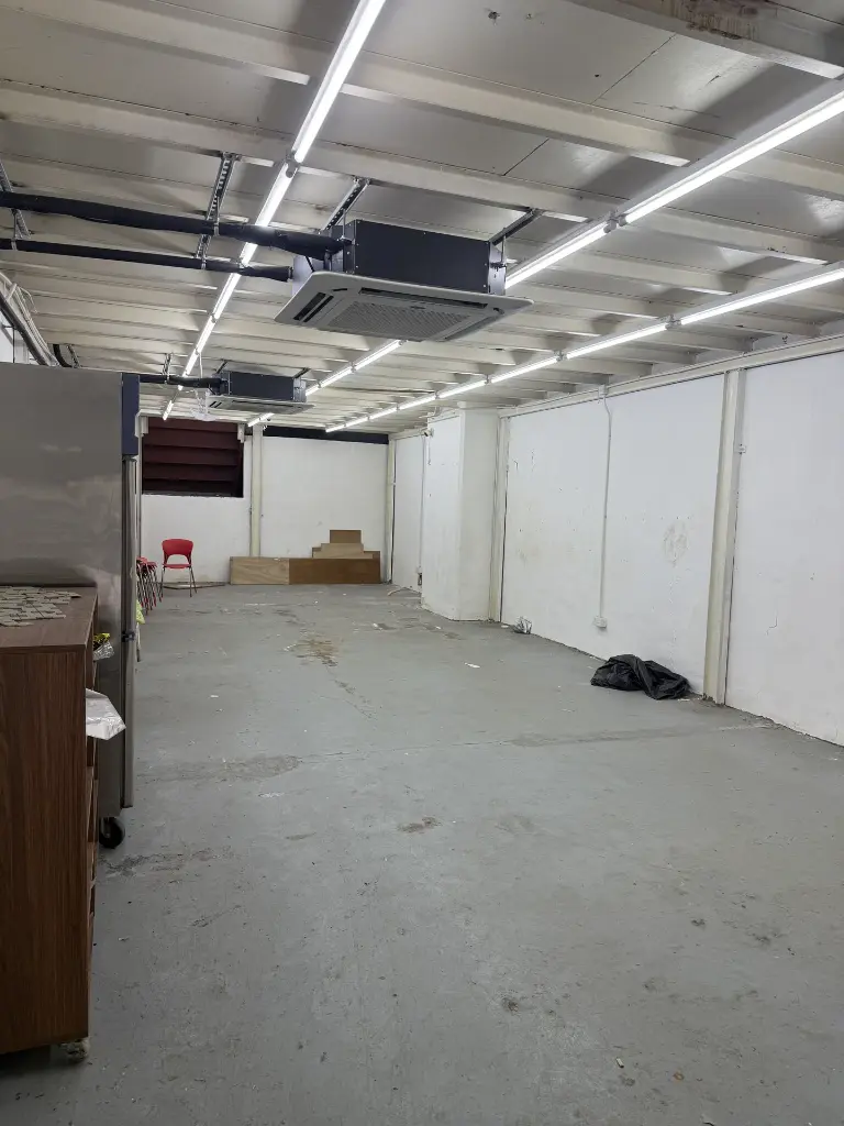 1 地下 63呎X14呎 (882呎).webp