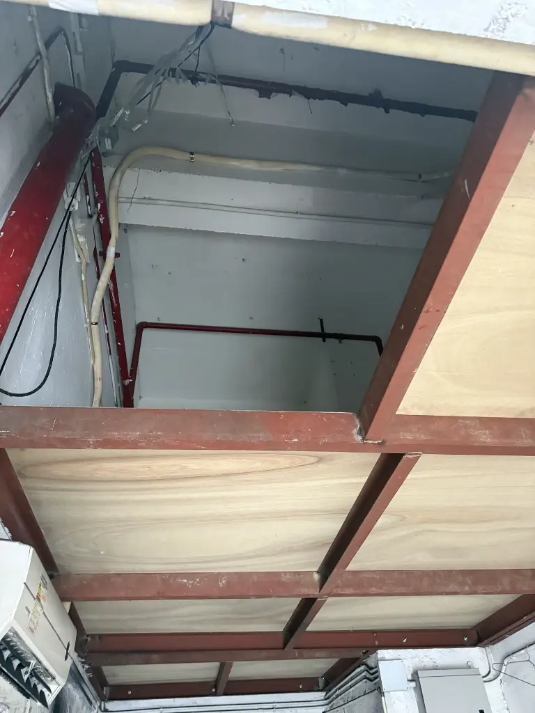 閣樓 8呎X11呎 (88呎).webp